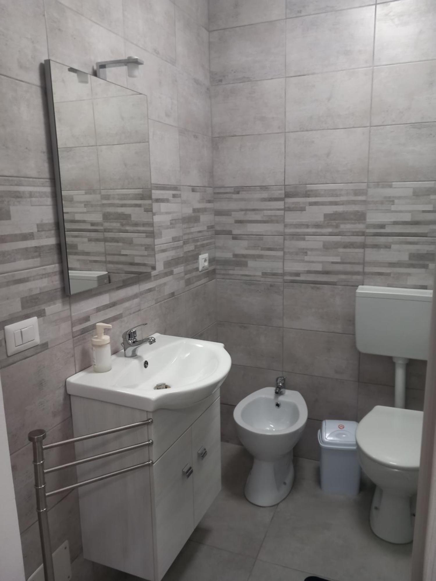 Casa Vacanze I 4 Diamanti Room 1 Catania Exterior photo